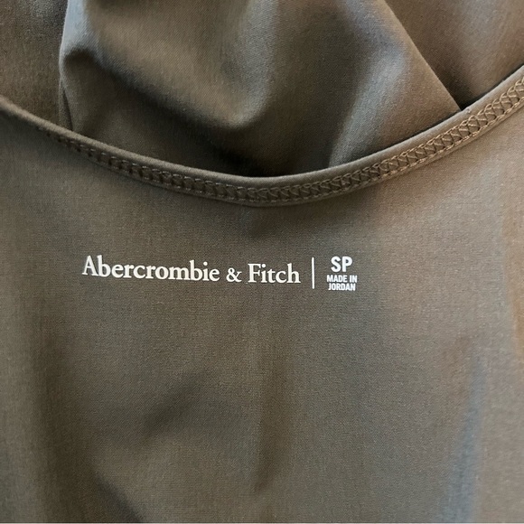 Abercrombie & Fitch Olive Green Sleeveless Jumpsuit - Picture 6 of 7